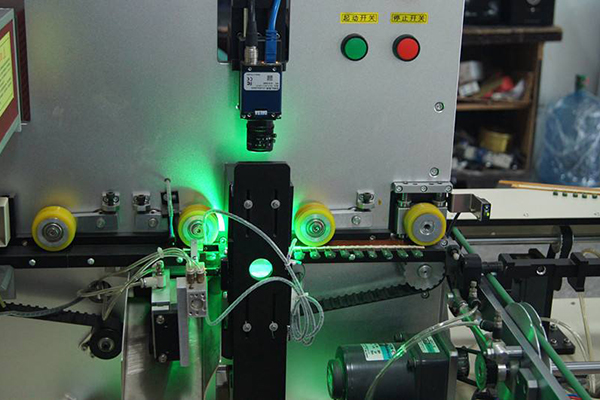 CCD視覺(jué)定位系統(tǒng)（零部件尺寸檢測(cè)應(yīng)用）-機(jī)器視覺(jué)_視覺(jué)檢測(cè)設(shè)備_3D視覺(jué)_缺陷檢測(cè)