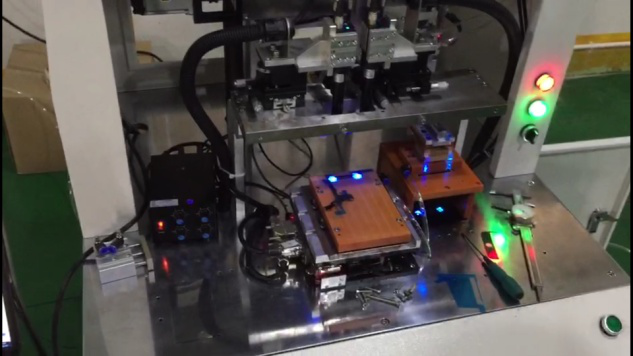 CCD視覺(jué)對(duì)位系統(tǒng)在貼合機(jī)的應(yīng)用-機(jī)器視覺(jué)_視覺(jué)檢測(cè)設(shè)備_3D視覺(jué)_缺陷檢測(cè)