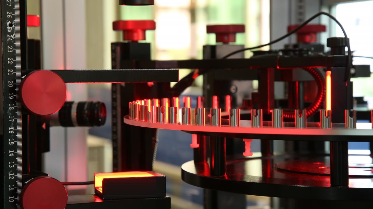 視覺檢測(cè)設(shè)備中，有哪些配件和功能？-機(jī)器視覺_視覺檢測(cè)設(shè)備_3D視覺_缺陷檢測(cè)