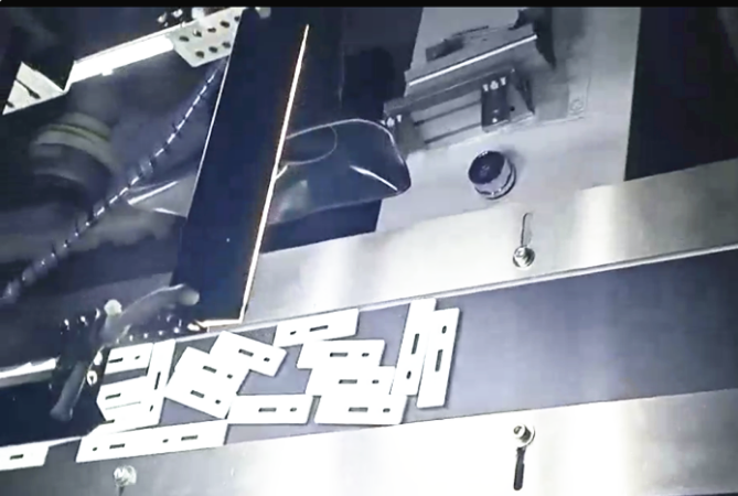 視覺定位系統(tǒng)（醫(yī)療器械應(yīng)用案例）-機器視覺_視覺檢測設(shè)備_3D視覺_缺陷檢測