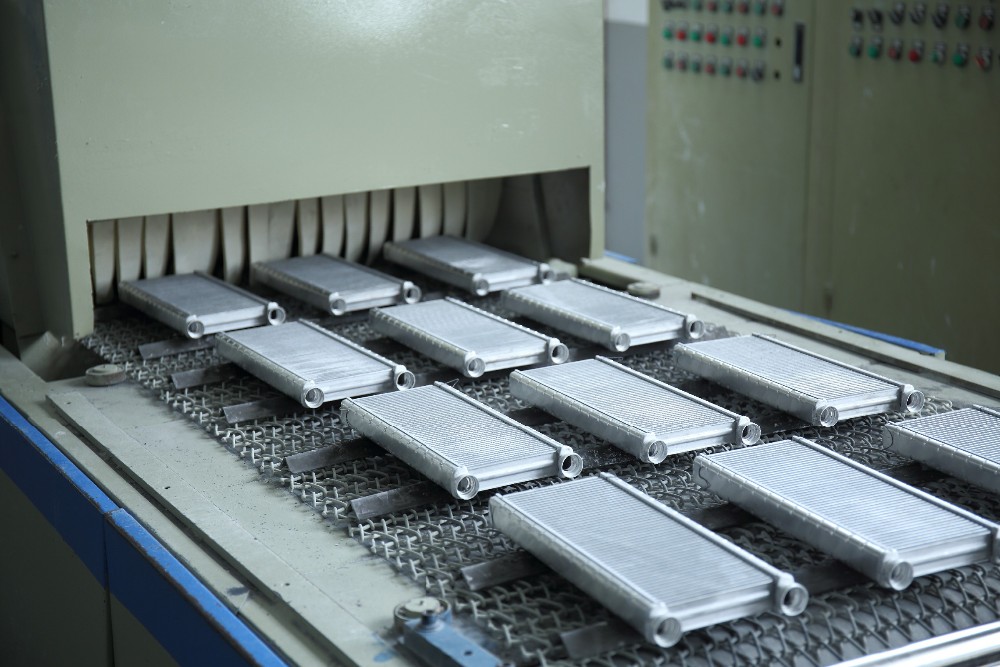 空調(diào)蒸發(fā)器 汽車空調(diào)蒸發(fā)器 汽車管 鋁翅片 電動汽車-機(jī)器視覺_視覺檢測設(shè)備_3D視覺_缺陷檢測