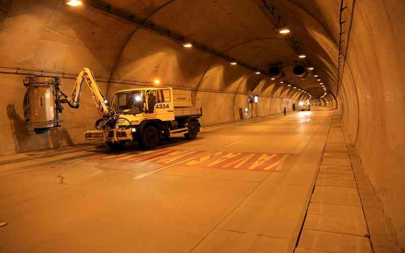 表面瑕疵檢測中光學(xué)顯微鏡的圖像存儲和管理