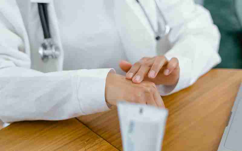 工業(yè)產(chǎn)品表面缺陷檢測(cè)方法——綜述、如何實(shí)現(xiàn)表面缺陷的分類