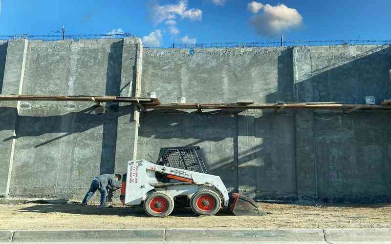 生產(chǎn)環(huán)境中電磁干擾對(duì)瑕疵檢測(cè)系統(tǒng)的影響及解決方案