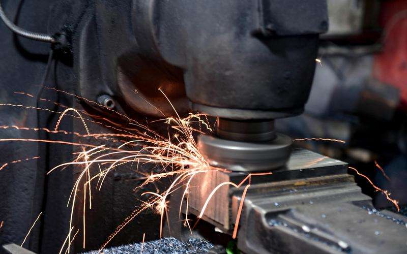 機(jī)器學(xué)習(xí)如何處理高維缺陷檢測(cè)數(shù)據(jù)