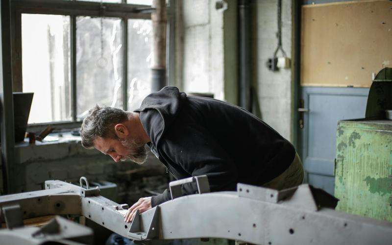 如何通過在線瑕疵檢測(cè)技術(shù)減少人工干預(yù)