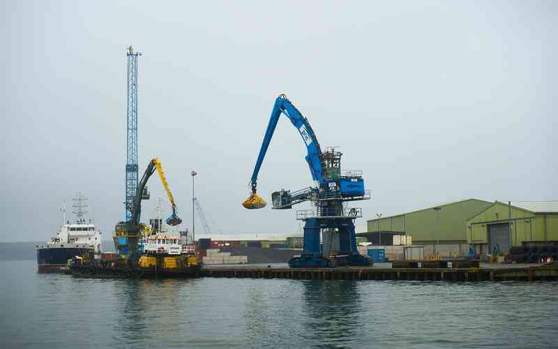 外觀檢測儀器如何適應不同種類塑料制品的檢測需求