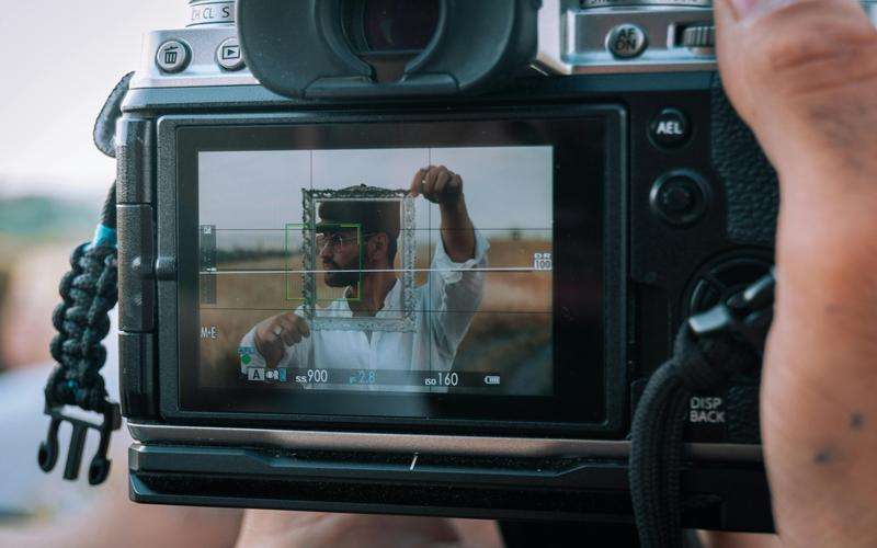 機(jī)器視覺(jué)系統(tǒng)如何結(jié)合圖像處理技術(shù)進(jìn)行缺陷檢測(cè)