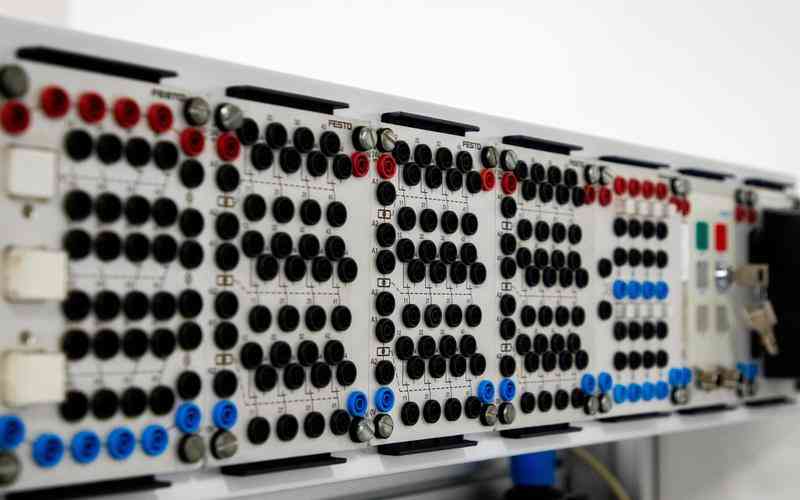 全自動品檢機(jī)在電子產(chǎn)品制造中的應(yīng)用案例有哪些